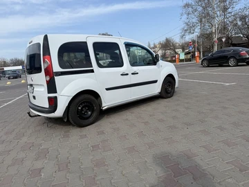 Авто Renault Kangoo Passenger 2010 № 8591216