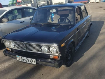 Авто ВАЗ 2103 1989 № 8591503