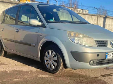 Авто Renault 4 2004 № 8591795