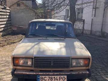 Авто ВАЗ 2107 1989 № 8592094