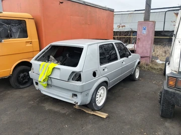 Авто Volkswagen Golf 1992 № 8592098