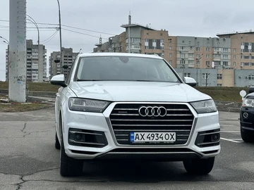 Авто Audi Q7 2016 № 8592099
