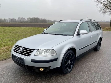 Авто Volkswagen Passat Variant 2002 № 8592137