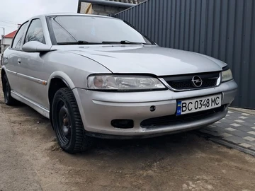 Авто Opel Vectra 1999 № 8592152