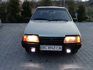 Авто ВАЗ 2109 1992 № 8592211