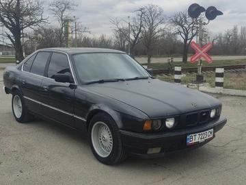 Авто BMW 5 Серия 1990 № 8592430