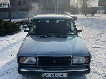 Авто ВАЗ 2107 2007 № 8592435