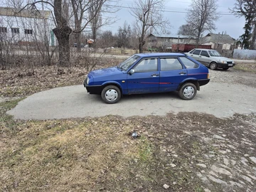 Авто ВАЗ 2109 1991 № 8592493