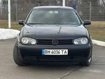 Авто Volkswagen Golf 2003 № 8592707