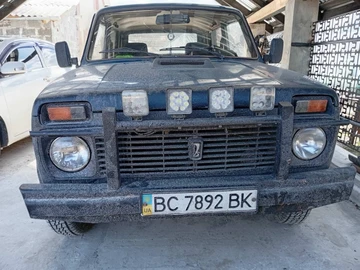 Авто ВАЗ 2121 2001 № 8592716