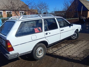 Авто Volkswagen Passat Cc 1983 № 8592730
