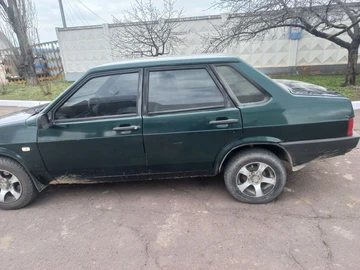 Авто ВАЗ 21099 2002 № 8592800