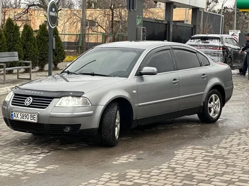 Авто Volkswagen Passat Sedan 2003 № 8592834