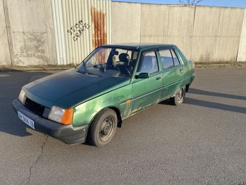 Авто ЗАЗ Таврия 2003 № 8593039