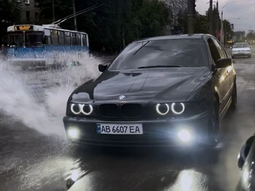 Авто BMW 5 Серия 2001 № 8593133