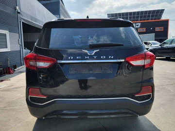 Авто SsangYong Rexton 2018 № 8593140