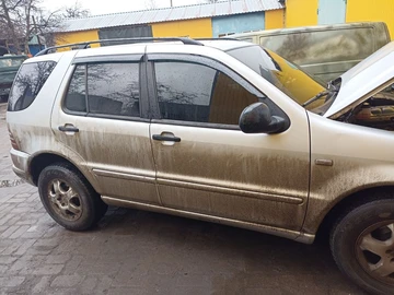 Авто Mercedes Ml Серия 2001 № 8593147