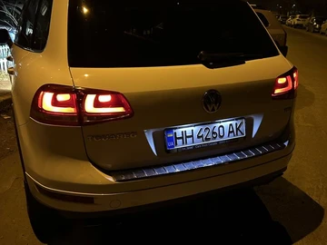 Авто Volkswagen Touareg 2013 № 8593348