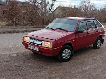 Авто ВАЗ 2109 1989 № 8593438