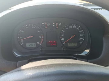 Авто Volkswagen Golf 2001 № 8593457