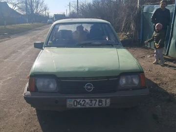 Авто Opel Ascona 1982 № 8593739