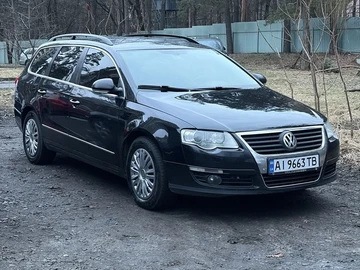 Авто Volkswagen Passat Variant 2005 № 8594043