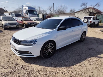 Авто Volkswagen Jetta 2015 № 8594980