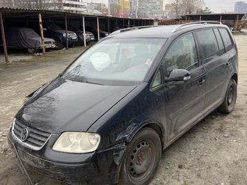 Авто Volkswagen Touran 2006 № 8594983