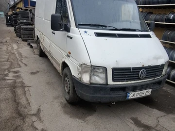 Авто Volkswagen Lt 2000 № 8595092