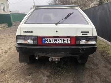 Авто ВАЗ 2109 1995 № 8595112