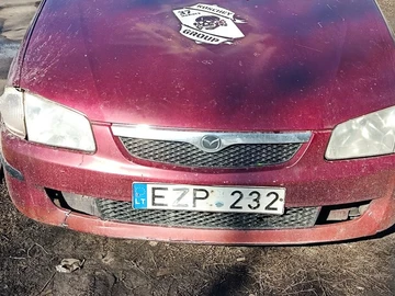 Авто Mazda 323 1999 № 8595134
