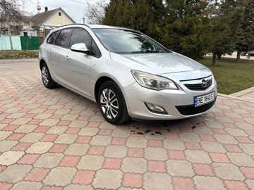 Авто Opel Astra 2011 № 8595144