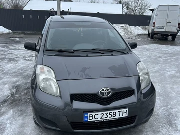 Авто Toyota Yaris 2011 № 8595149