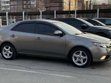 Авто KIA Cerato Forte  2009 № 8595263