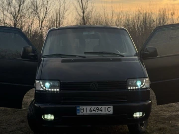 Авто Volkswagen Transporter 2000 № 8595303