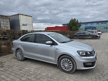 Авто Volkswagen Polo 2016 № 8595304