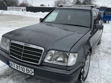 Авто Mercedes 220 1994 № 8595504