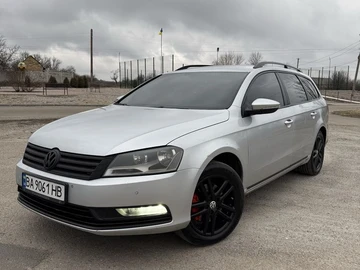 Авто Volkswagen Passat Variant 2010 № 8595578