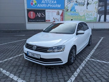 Авто Volkswagen Jetta 2015 № 8595779