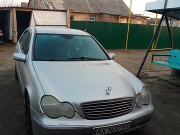 Авто Mercedes 200 2000 № 8596102