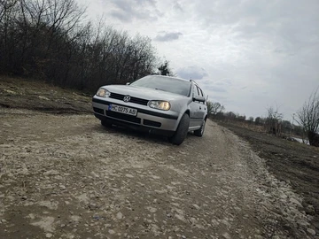 Авто Volkswagen Golf 1999 № 8596143