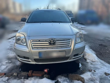 Авто Toyota Avensis 2003 № 8596193