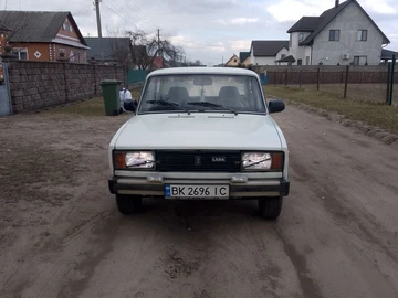 Авто ВАЗ 2105 1992 № 8596208