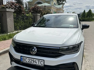 Авто Volkswagen Tiguan 2021 № 8596202