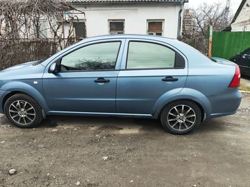 Авто Chevrolet Aveo 2007 № 8596328