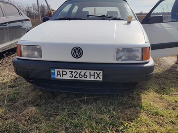 Авто Volkswagen Passat Sedan 1992 № 8596542