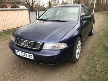 Авто Audi A4 1995 № 8596599