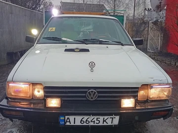 Авто Volkswagen Passat Variant 1986 № 8596771