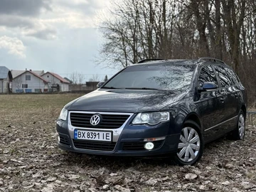 Авто Volkswagen Passat Variant 2005 № 8597171