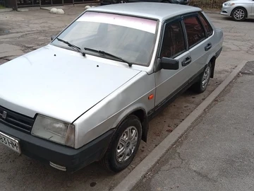 Авто ВАЗ 21099 2002 № 8597200